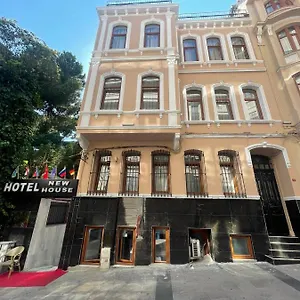 4* Otel New House