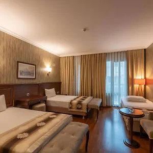 Nova Plaza Boutique Hotel & Spa Hotel